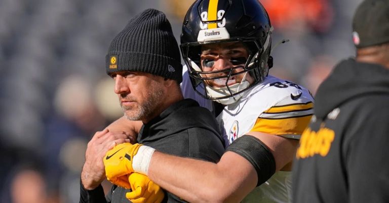 Rodgers presenció el duelo desde la banda