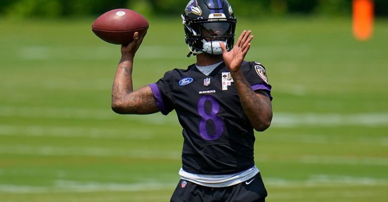 Lamar también ha batallado con las lesiones