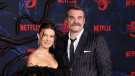 Foto que representa a ¿Millie Bobby Brown confirma acoso de David Harbour en set de 'Stranger Things'? Esto dice tras el drama