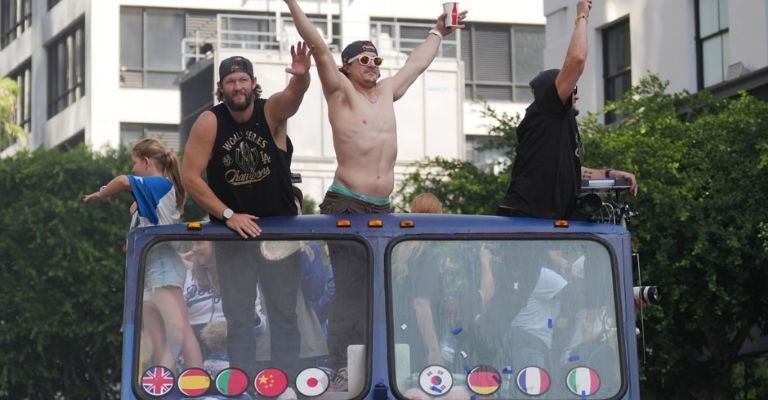 Kershaw disfrutó su último desfile con los Dodgers