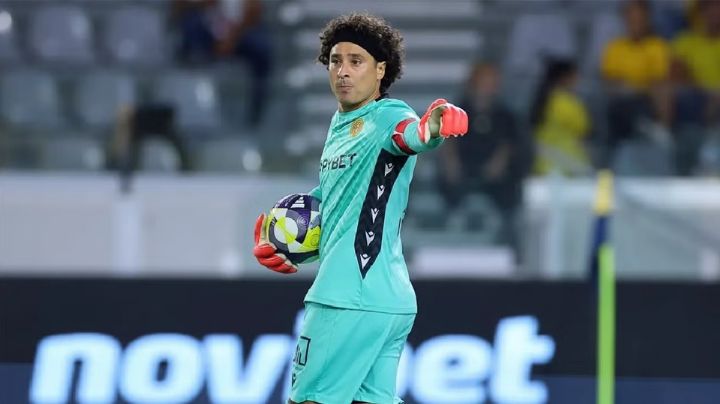 Guillermo Ochoa se 'come' gol olímpico y provoca el empate entre el AEL Limassol y el Apollon de Chipre