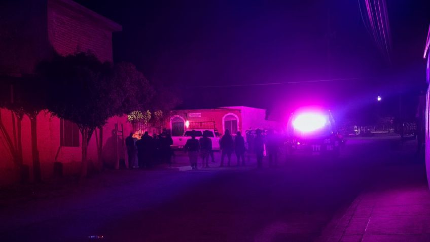 Noche SANGRIENTA en Cajeme: Sin misericordia, sicarios asesinan a 2 jóvenes dentro de un auto