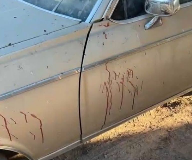 Manchas de sangre en el lugar donde la víctima fue asesinada