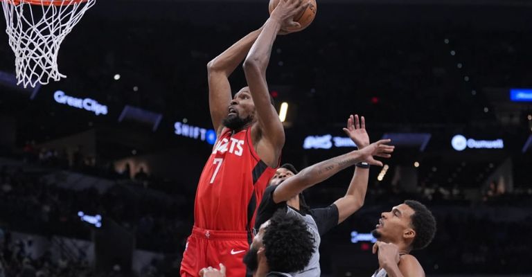 Durante fue uno de los mejores ante Spurs