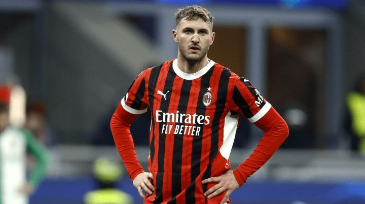 Santiago Giménez es baja del AC Milan por varias semanas; entrenador revela la gravedad de la lesión