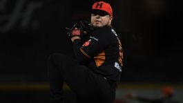 Foto que representa a Los Naranjeros salen por la victoria y la serie en su visita a los Algodoneros de Guasave