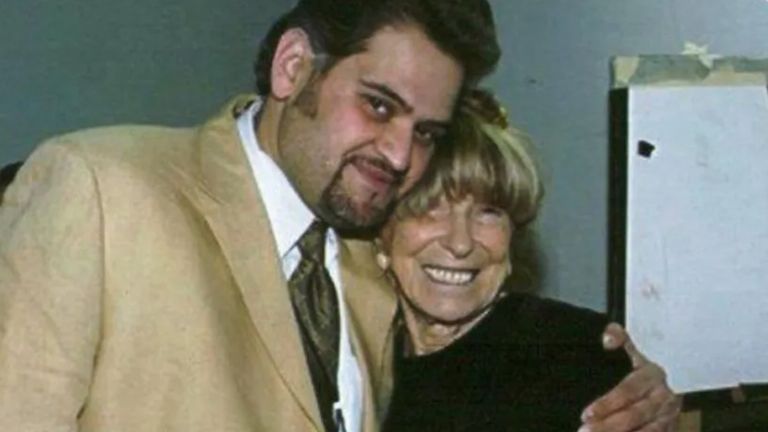 Gabriel Garzón dio voz a Topo Gigio en México