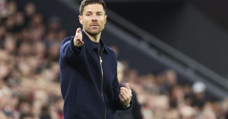 Alonso se encuentra en la cuerda floja