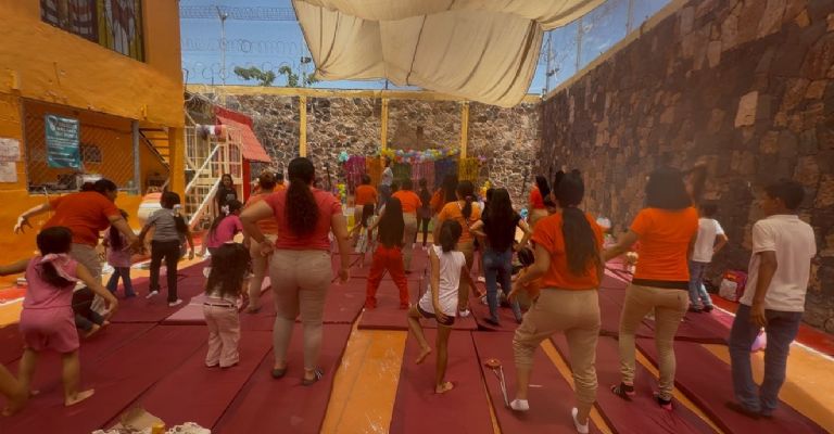 'La Letra Escarlata' ha trabajado un modelo único en el Cereso Femenil de Ciudad Obregón