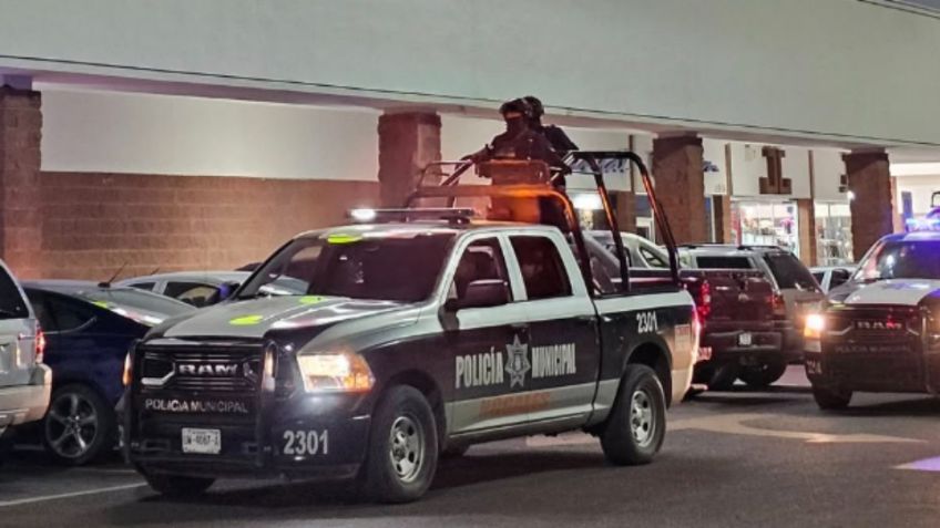 Falla mecánica provoca accidente en Nogales; auto termina volcado en la avenida Tecnológico