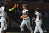 Brandon Brennan y Sebastián Elizalde guían a los Yaquis a la victoria ante los Algodoneros