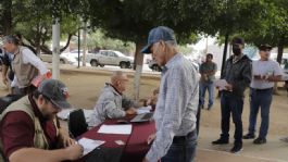 Foto que representa a Tarjetas del Bienestar: Inicia entrega a adultos mayores en Sonora; está la FECHA límite para recogerla