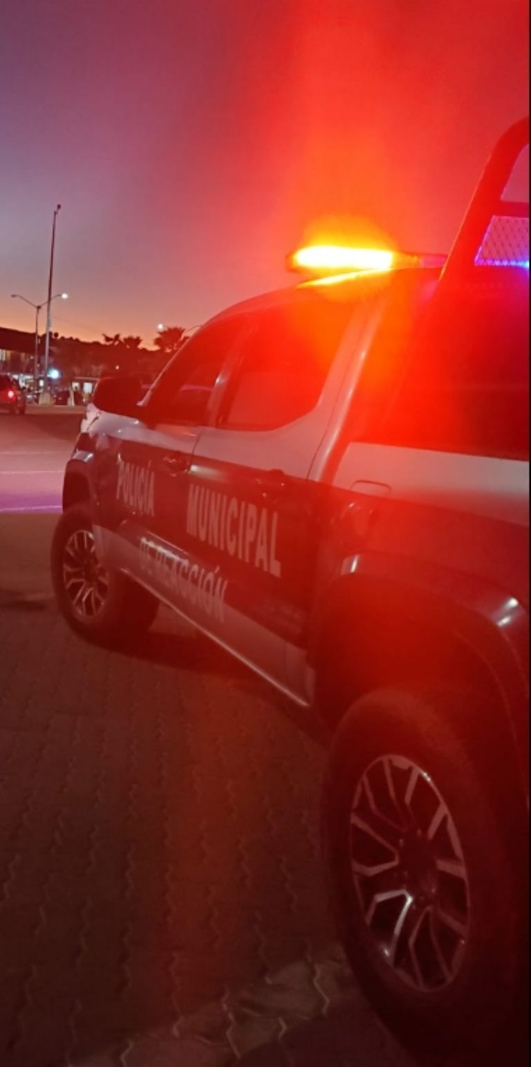 El cuerpo estaba sobre el pavimento 