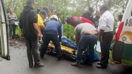 Foto que representa a Fuerte accidente en Hidalgo: Choque de combi deja 12 lesionados, entre ellos tres menores