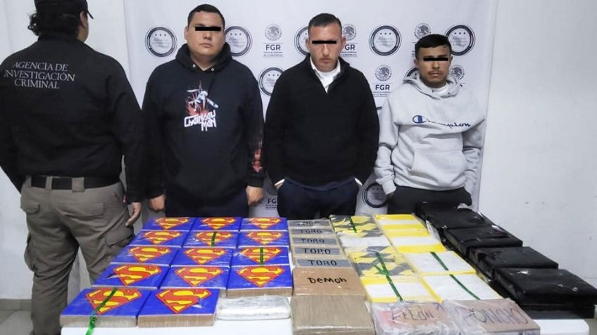 Arrestan a tres pasajeros de autobús en carretera de Sonora; llevaban cargamento de droga