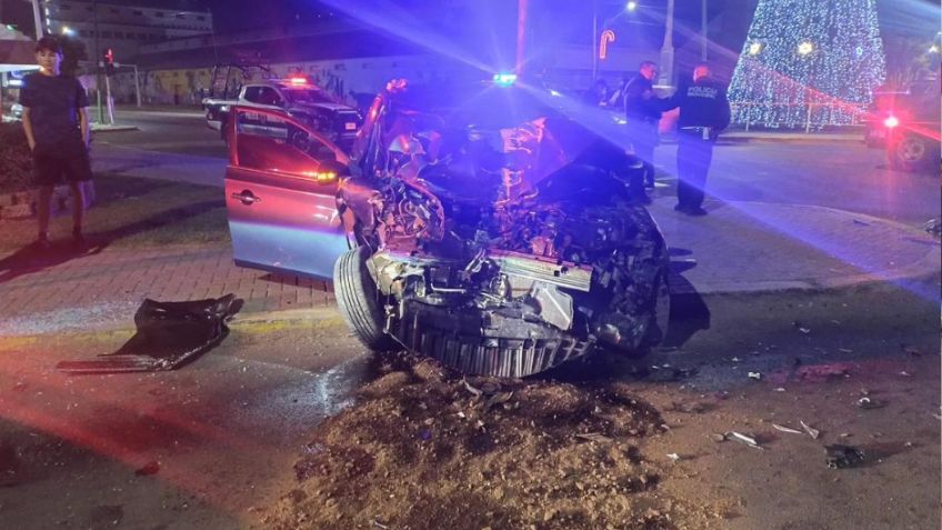FOTOS: FUERTE CHOQUE entre transporte de personal y sedán deja 10 lesionados en Ciudad Obregón