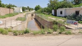 Foto que representa a Autoridades y vecinos piden terminar la obra del 'Arroyo Sonora' en Navojoa