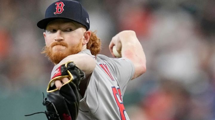 Los Cardinals y el diestro Dustin May llegan a un acuerdo por una campaña