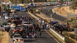 Foto que representa a ¿Habrá BLOQUEOS HOY en México? Gobierno y transportistas llegan a acuerdos; lo que debes saber