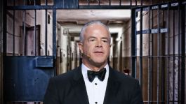 Foto que representa a Emiten orden de captura contra Raúl Rocha, copropietario de Miss Universo: Esto y más en Tribuna Top 3 México