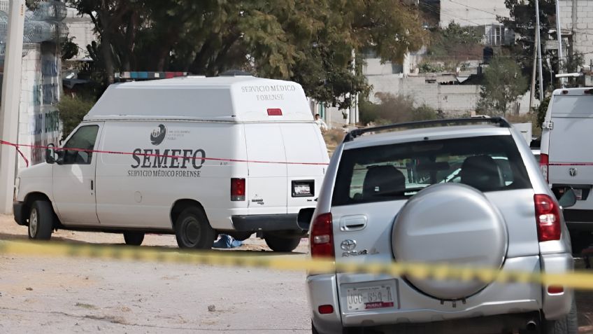Encuentran muerto a arquitecto dentro de un tambo y cubierto con bolsas de plástico en Puebla