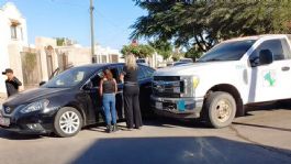 Foto que representa a Accidente en Ciudad Obregón: Chocan sedán y pick up del Distrito de Riego en Villas del Rey