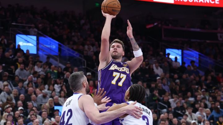 LeBron James se rinde ante la 'magia' de Luka Doncic en una victoria de Lakers