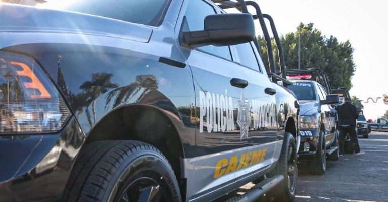 Detienen a cuatro personas con un arma de fuego en el fraccionamiento Villa Bonita.