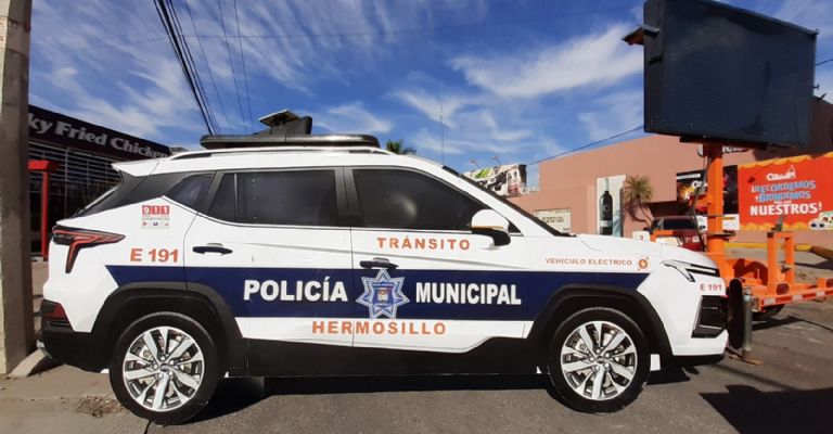 Persecución en Hermosillo termina con la detención de un hombre identificado como Ramón Abraham 'N.', de 35 años de edad.