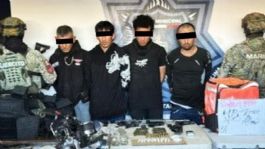 Foto que representa a Caen cuatro miembros de célula criminal en Cajeme; decomisan armas, drogas y equipo táctico