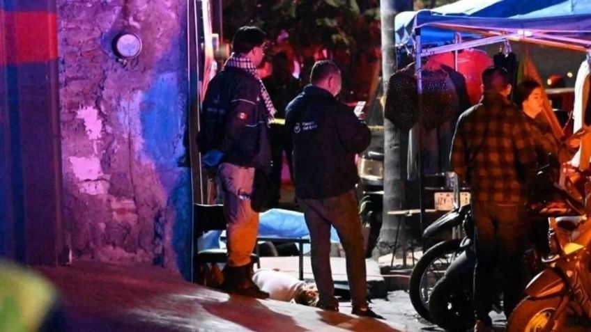 Iban por 'La Güera': Asesinan a dos hombres y una mujer afuera de un bar en Tonalá, Jalisco