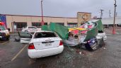 Foto ilustrativa de la nota titulada: Otro accidente en Waldo's: Letrero se desploma y cae sobre autos estacionados en Tijuana