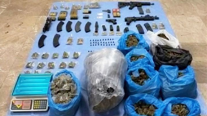 'Revientan' guarida de grupo criminal en Ciudad Obregón; aseguran a hombre, armas y drogas