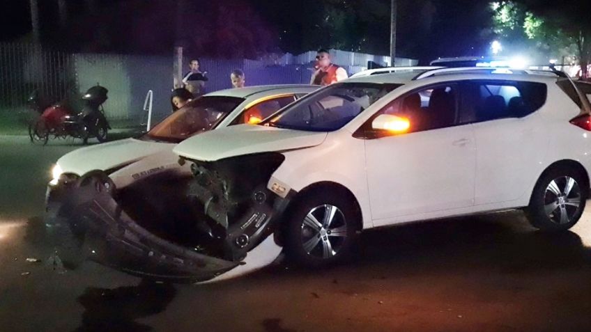 No respetó el alto: Choque de dos vehículos deja un lesionado al norte de Ciudad Obregón