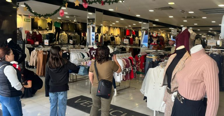 Afluencia en el Centro de Hermosillo cae 25 por ciento en temporada decembrina del 2025