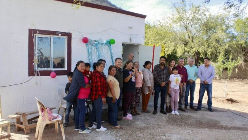 Entregan 142 acciones de vivienda en comunidades de Etchojoa; invierten más de 27 millones de pesos