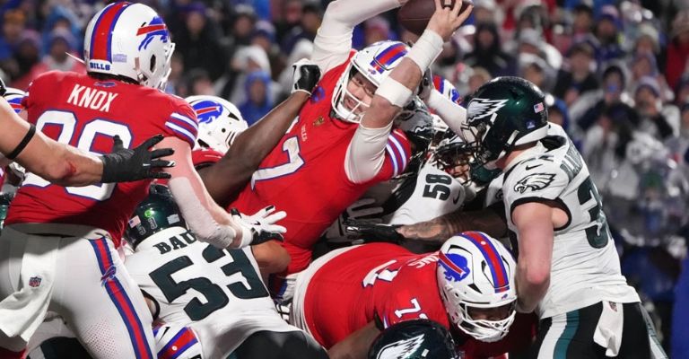 Allen anota para los Bills