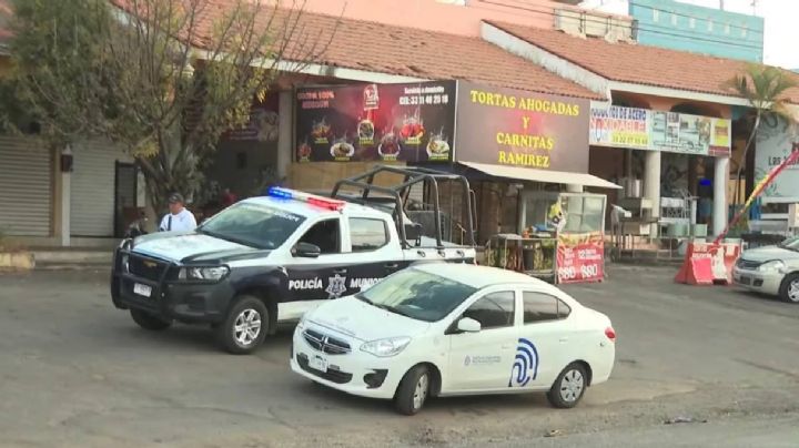 Feminicidio en Jalisco: Al interior de un restaurante, sicarios matan a una mujer y hieren a su pareja