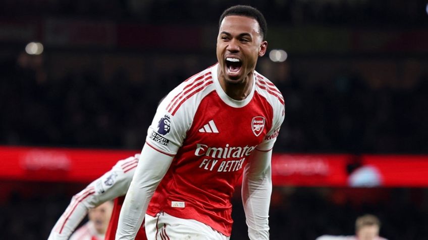 Arsenal 'aplasta' al Aston Villa del 'Dibu' Martínez y finaliza el 2025 como líder de la Premier League