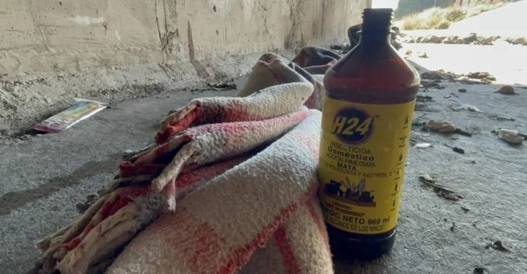 Trascendió que le hombre había ingerido varios sorbos de una botella de insecticida H-24.
