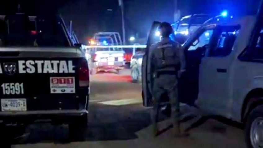 En pleno Año Nuevo, rafaguean auto al sur de Ciudad Obregón; sicarios abandonaron su moto