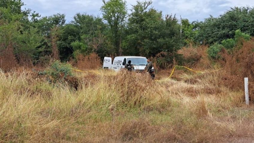 Sólo tenía 19 años: Localizan a joven ejecutado a balazos junto a narcomensaje en Culiacancito