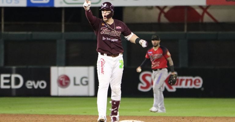 Meneses parece haber encontrado su ritmo bateador