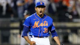 Foto que representa a Los Angeles Dodgers dan golpe en la mesa y firman a Edwin Díaz, cerrador All Star