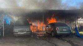 Foto que representa a Sufre incendio taller mecánico al sur de Hermosillo; dos trabajadores resultaron lesionados