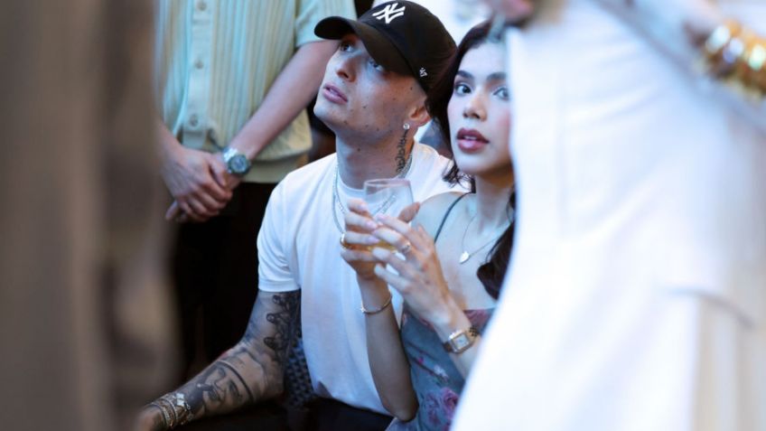 VIDEO: Peso Pluma y Kenia Os se roban el show del Super Bowl LIX con un apasionado beso