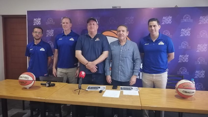 Dennis Cutts es presentado como el coach de los Halcones de Ciudad Obregón