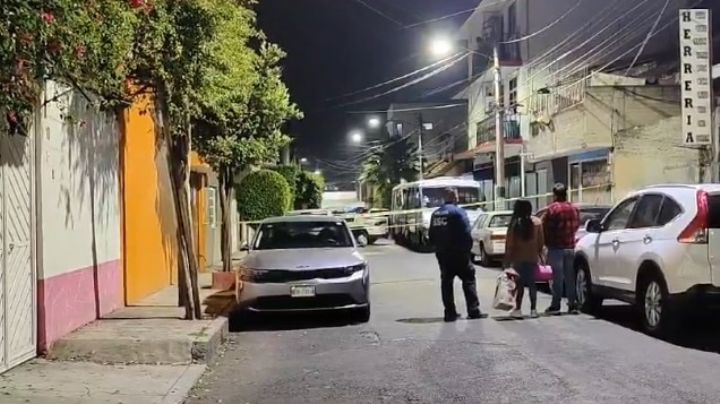 Madrugada violenta: Sicarios irrumpen en fiesta y ejecutan a dos jóvenes en Iztapalapa
