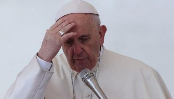 Vaticano confirma que el estado del Papa Francisco "es complejo"; tiene neumonía bilateral