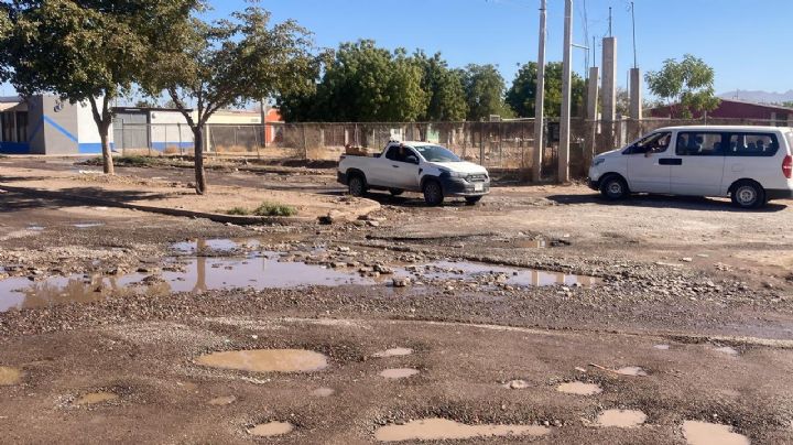 Ciudad Obregón: Vecinos de Las Haciendas exigen solución a problemas de drenajes y pavimento